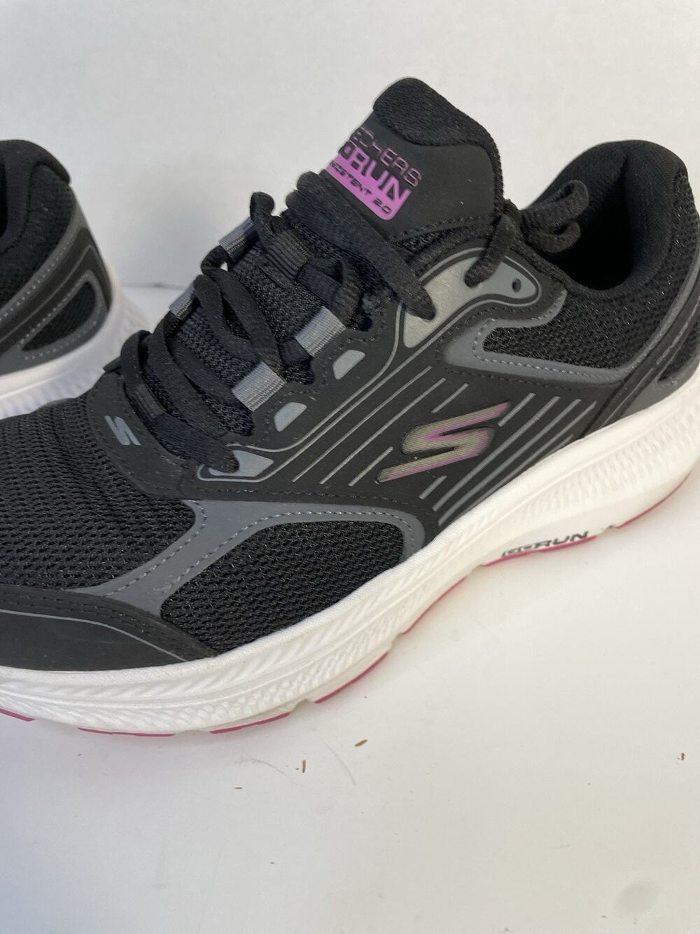 SKECHERS GO RUN womens Low Top Lace-Up Mesh Athletic Running Sneakers Black/Gray